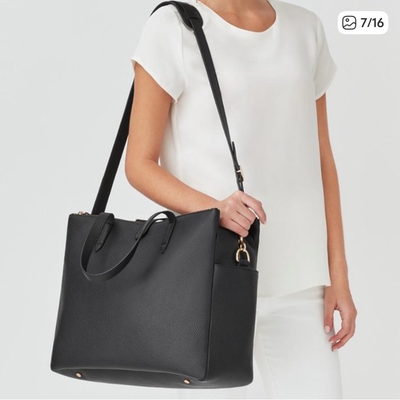 New Cuyana Triple Zip Weekender Leather Tote Bag - Picture 3 of 16